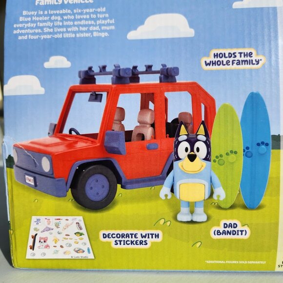 New Bluey Family Cruiser Car Vehicle Blue Dog Family Caravan Toy Set with 2 Surf - Picture 1 of 16